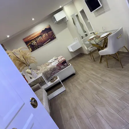 Apartment La Dimora Dei Sogni Sedil Capuano Naples